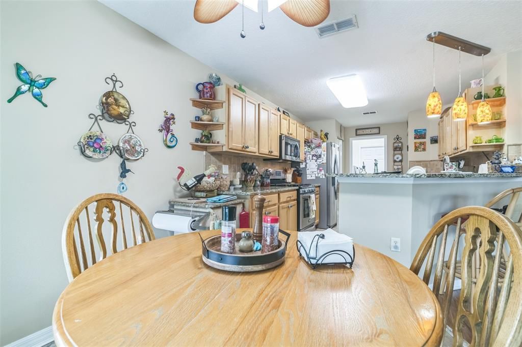 For Sale: $294,999 (3 beds, 2 baths, 1784 Square Feet)