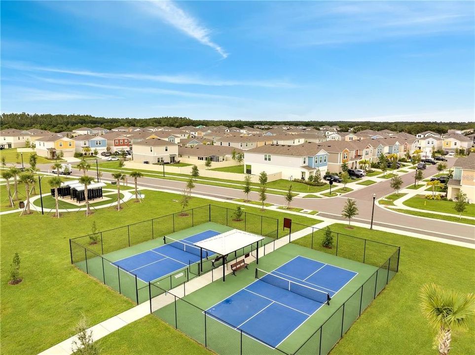 En Venta: $615,000 (5 camas, 3 baños, 3381 Pies cuadrados)