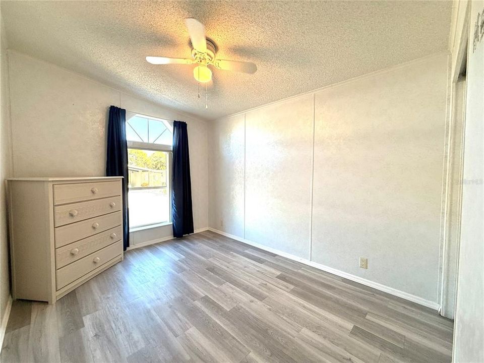 For Sale: $265,000 (2 beds, 2 baths, 1689 Square Feet)