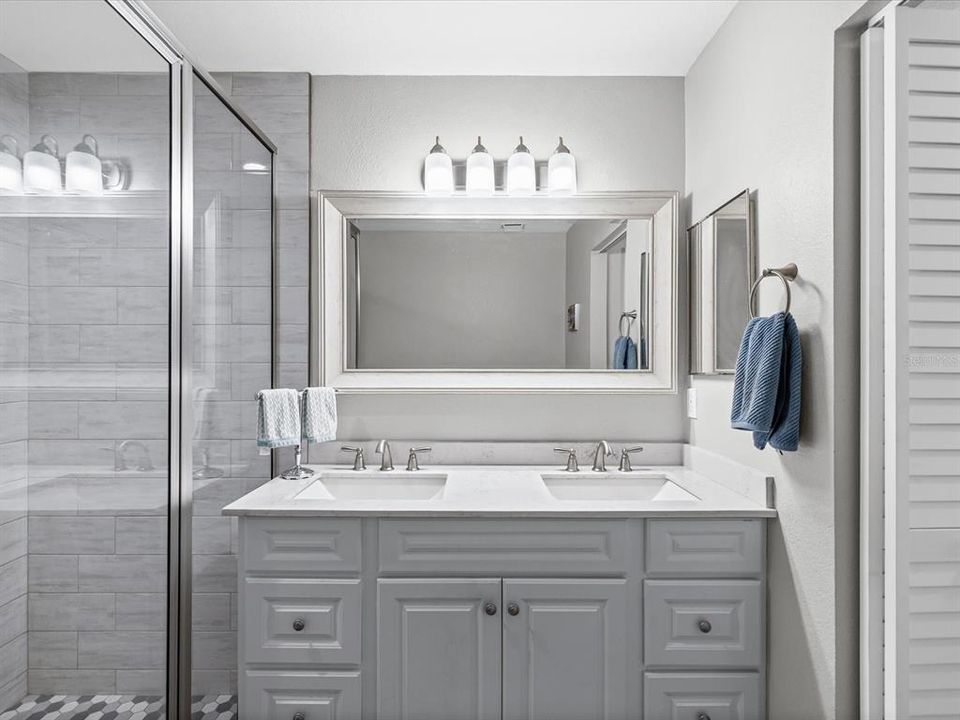 待售: $319,900 (2 贝兹, 2 浴室, 1411 平方英尺)