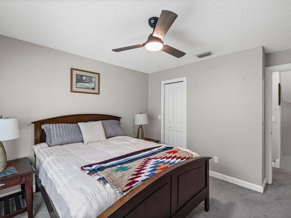 待售: $319,900 (2 贝兹, 2 浴室, 1411 平方英尺)