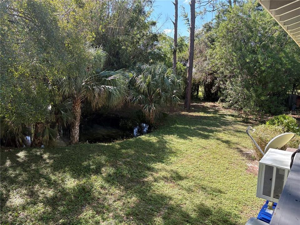 For Rent: $1,600 (2 beds, 1 baths, 864 Square Feet)