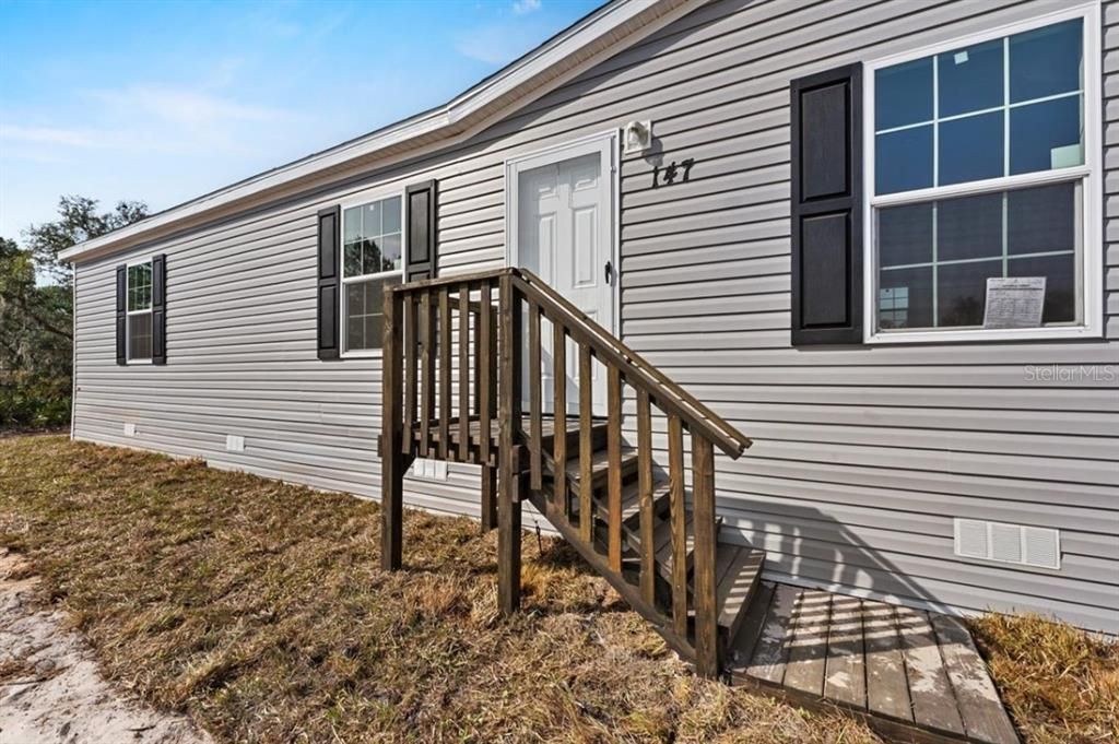 На продажу: $259,000 (4 спален, 2 ванн, 1493 Квадратных фут)