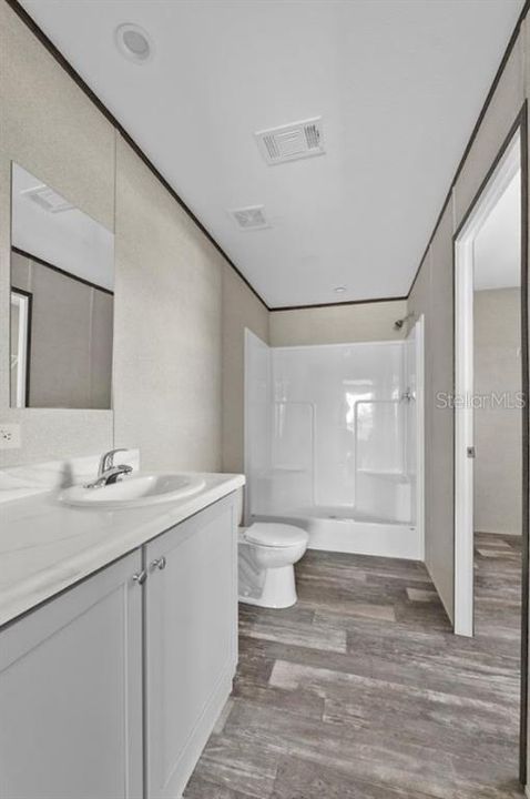 На продажу: $259,000 (4 спален, 2 ванн, 1493 Квадратных фут)