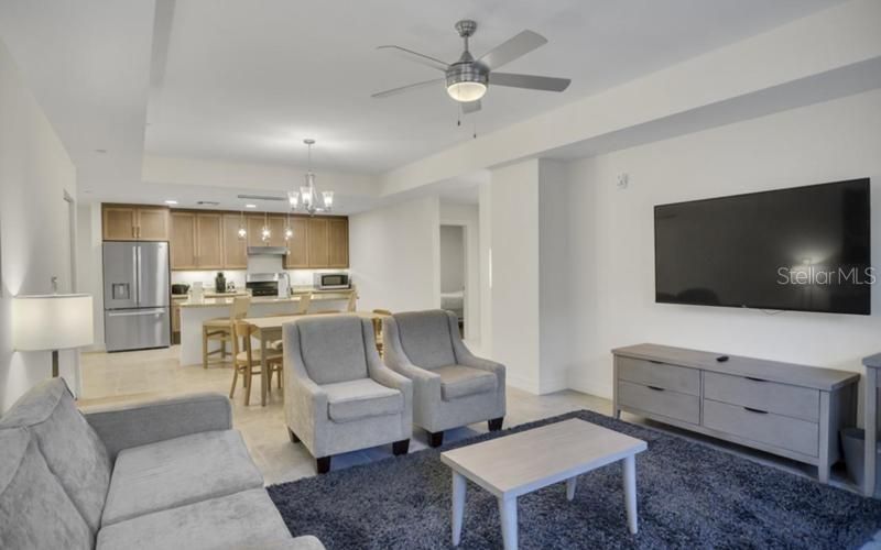 For Sale: $989,900 (3 beds, 2 baths, 1393 Square Feet)