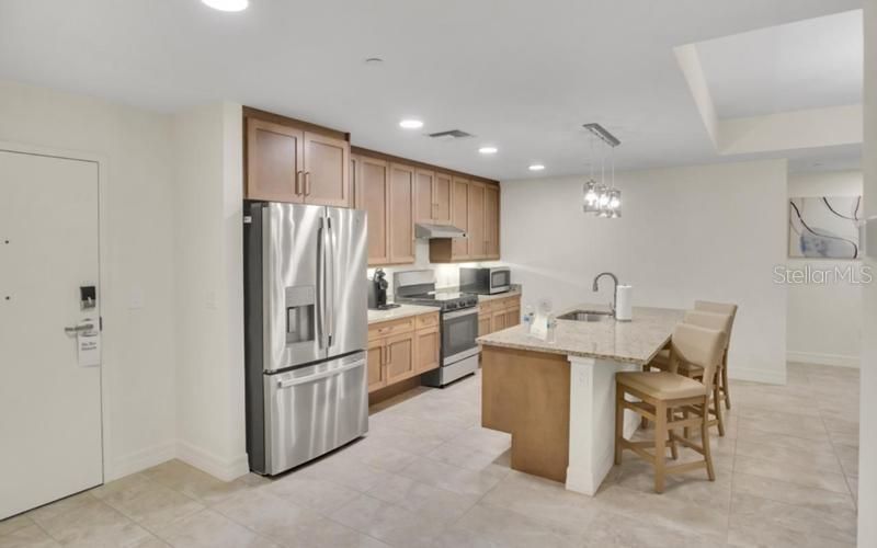 For Sale: $989,900 (3 beds, 2 baths, 1393 Square Feet)