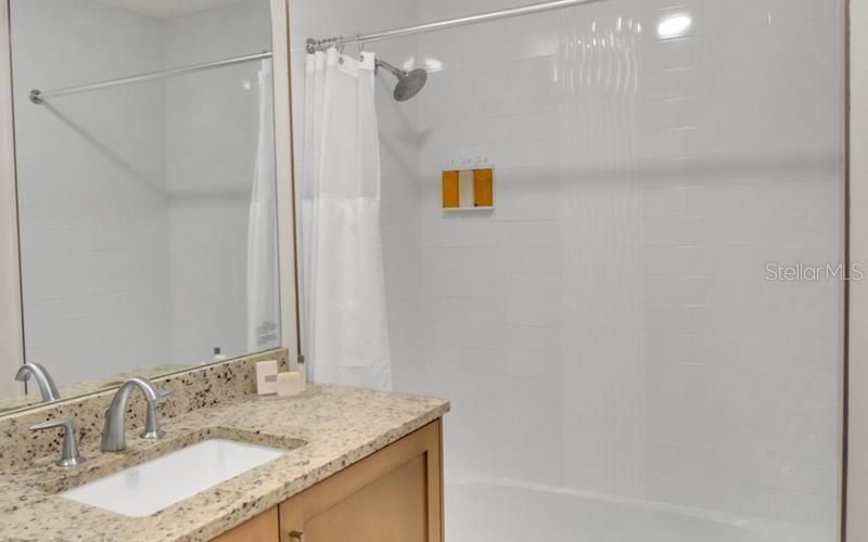 For Sale: $989,900 (3 beds, 2 baths, 1393 Square Feet)