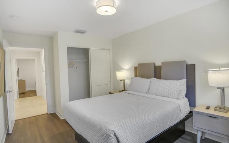 For Sale: $989,900 (3 beds, 2 baths, 1393 Square Feet)