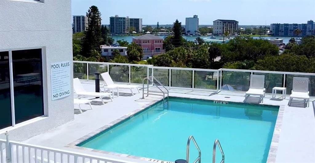 For Sale: $989,900 (3 beds, 2 baths, 1393 Square Feet)