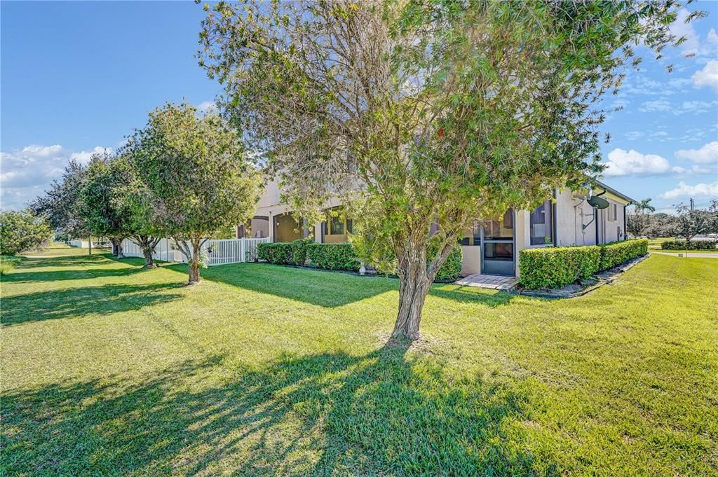 For Sale: $775,000 (6 beds, 3 baths, 4189 Square Feet)