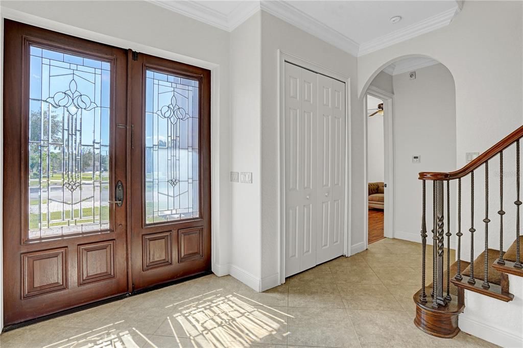 For Sale: $775,000 (6 beds, 3 baths, 4189 Square Feet)