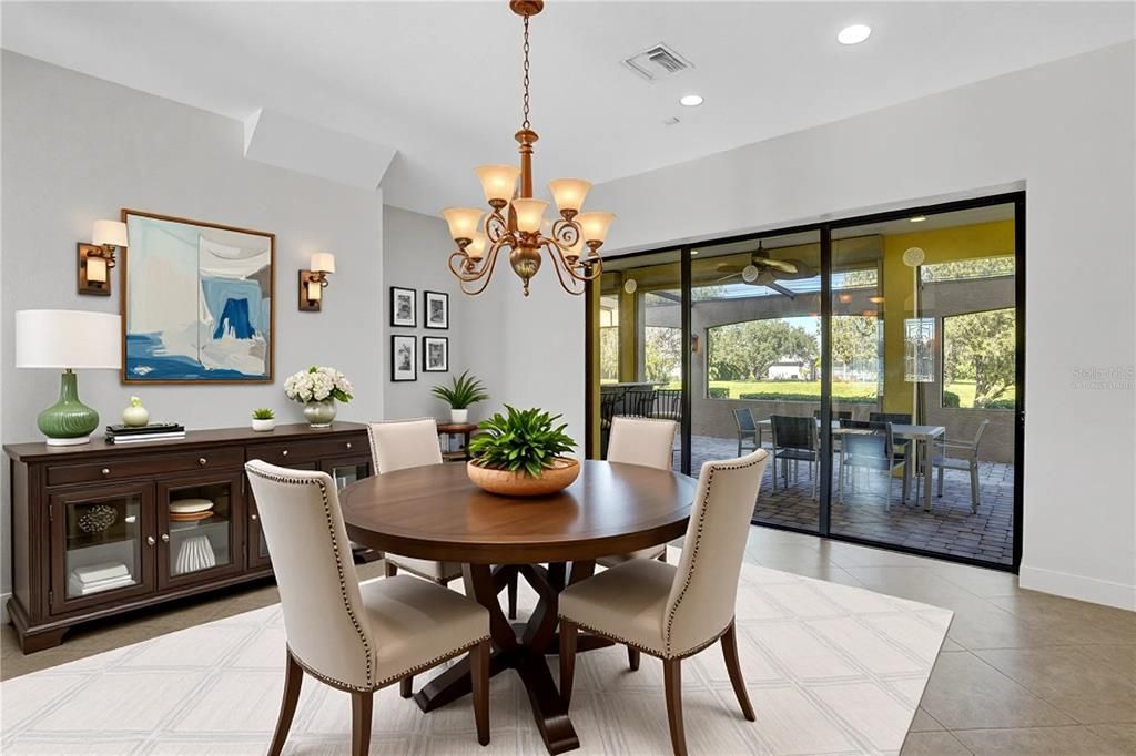 For Sale: $775,000 (6 beds, 3 baths, 4189 Square Feet)