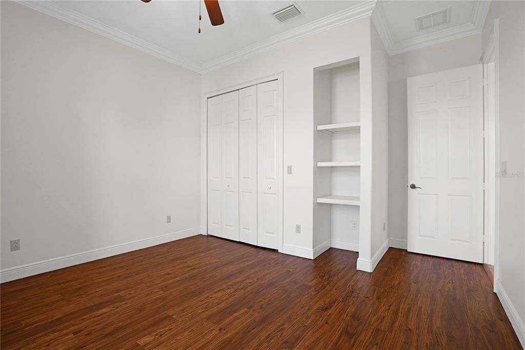 For Sale: $775,000 (6 beds, 3 baths, 4189 Square Feet)