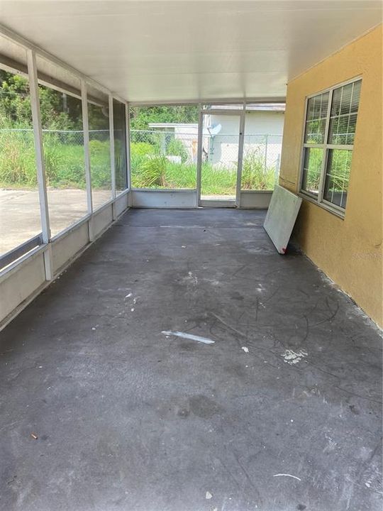 For Sale: $895,000 (3 beds, 2 baths, 1498 Square Feet)