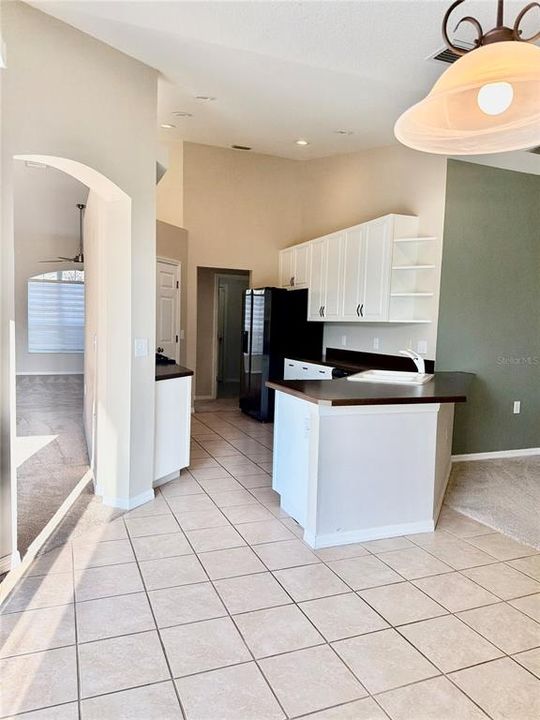 В аренду: $2,900 (4 спален, 3 ванн, 2212 Квадратных фут)