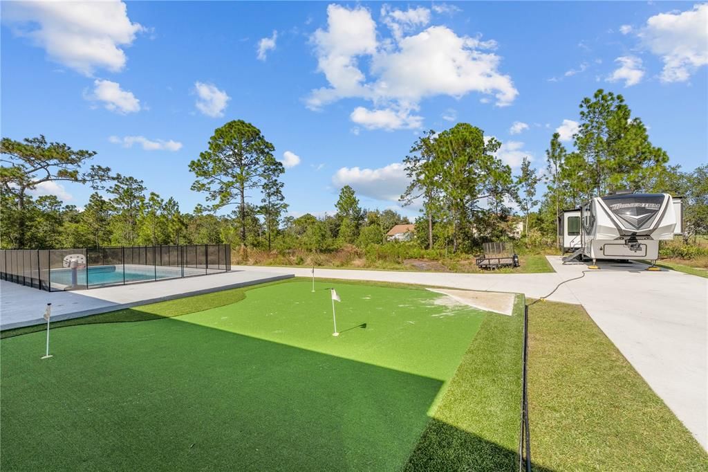 For Sale: $815,000 (4 beds, 3 baths, 2672 Square Feet)