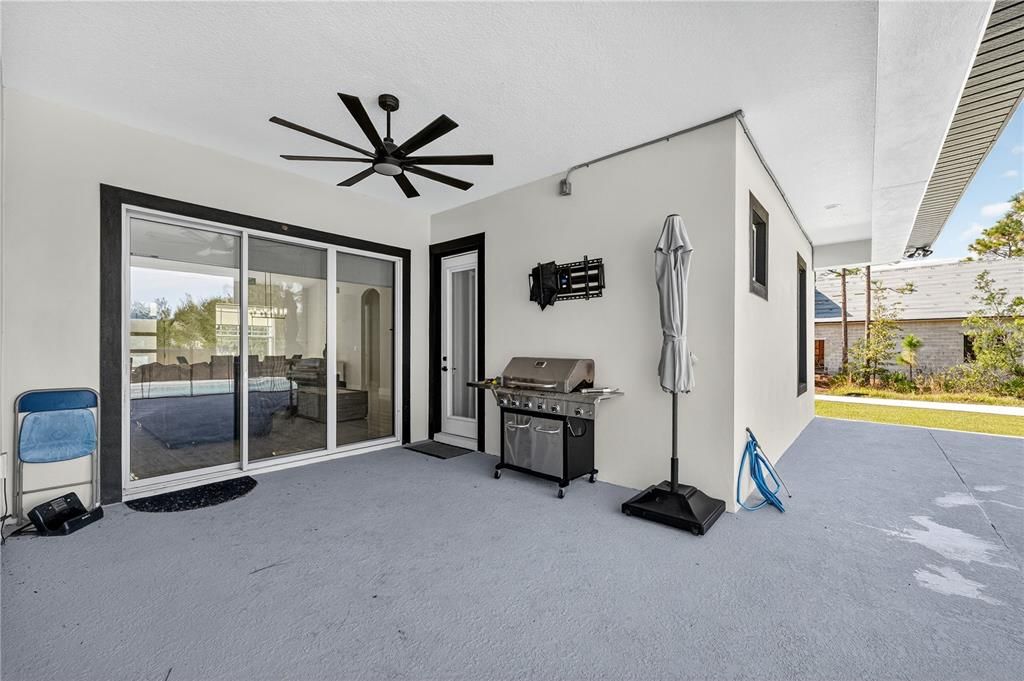 For Sale: $815,000 (4 beds, 3 baths, 2672 Square Feet)