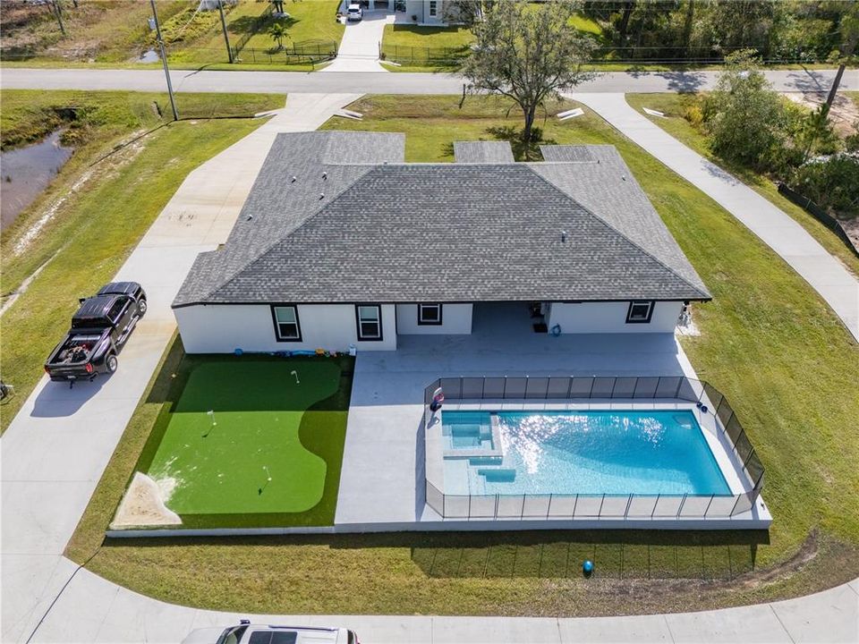 For Sale: $815,000 (4 beds, 3 baths, 2672 Square Feet)