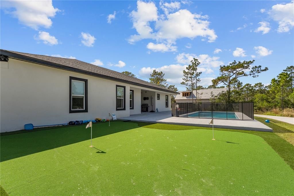 For Sale: $815,000 (4 beds, 3 baths, 2672 Square Feet)