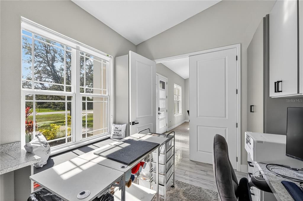 For Sale: $815,000 (4 beds, 3 baths, 2672 Square Feet)