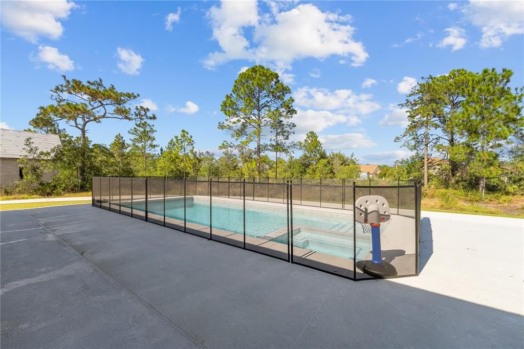 For Sale: $815,000 (4 beds, 3 baths, 2672 Square Feet)