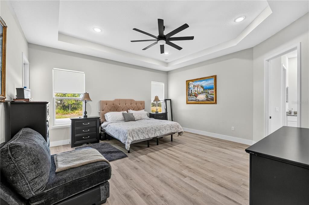 For Sale: $815,000 (4 beds, 3 baths, 2672 Square Feet)