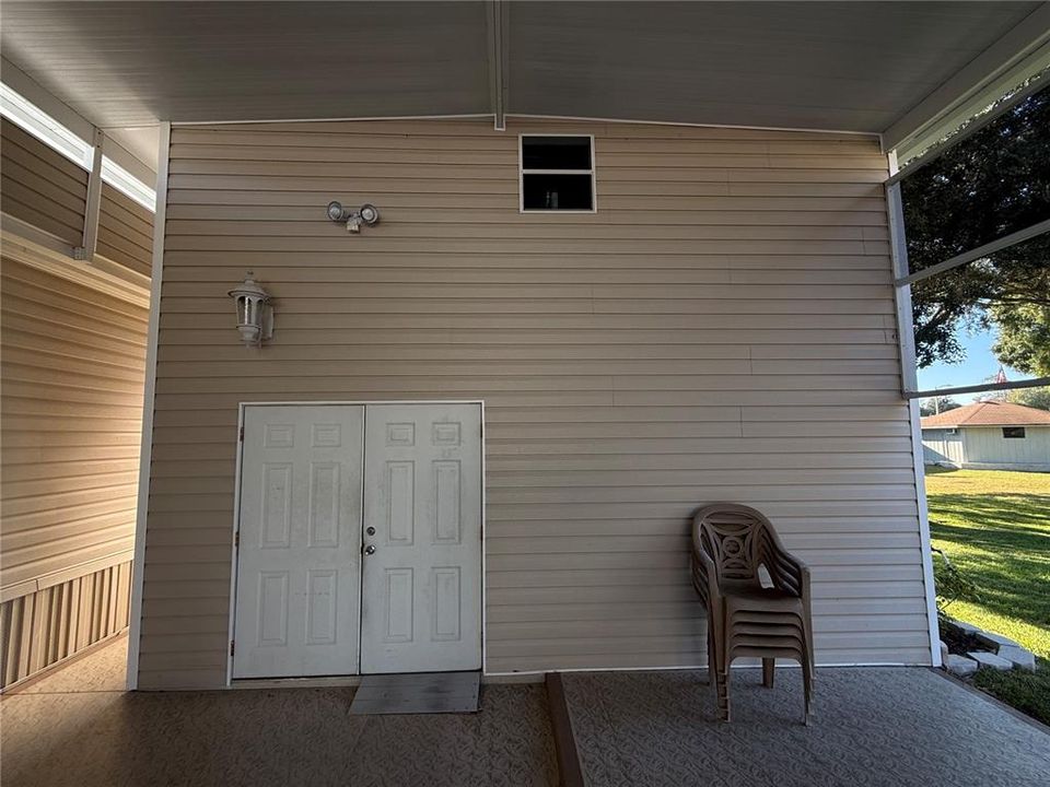 待售: $210,000 (3 贝兹, 2 浴室, 1216 平方英尺)