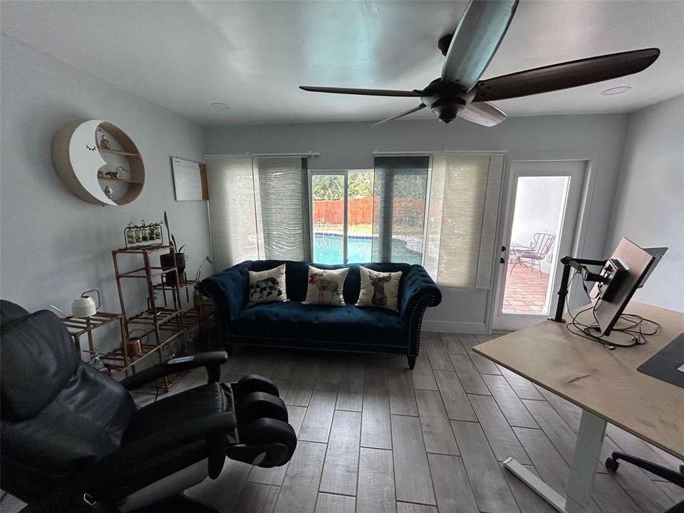 For Rent: $2,700 (3 beds, 2 baths, 1271 Square Feet)