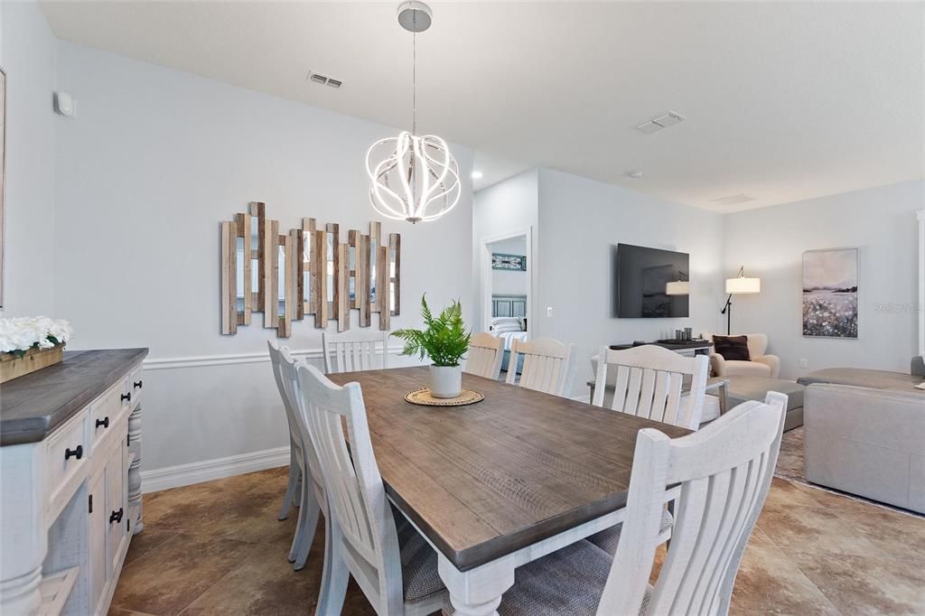 Active With Contract: $459,000 (3 beds, 2 baths, 1903 Square Feet)