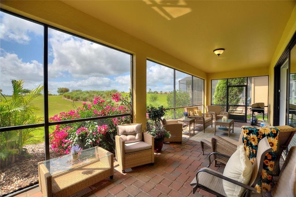 Active With Contract: $459,000 (3 beds, 2 baths, 1903 Square Feet)