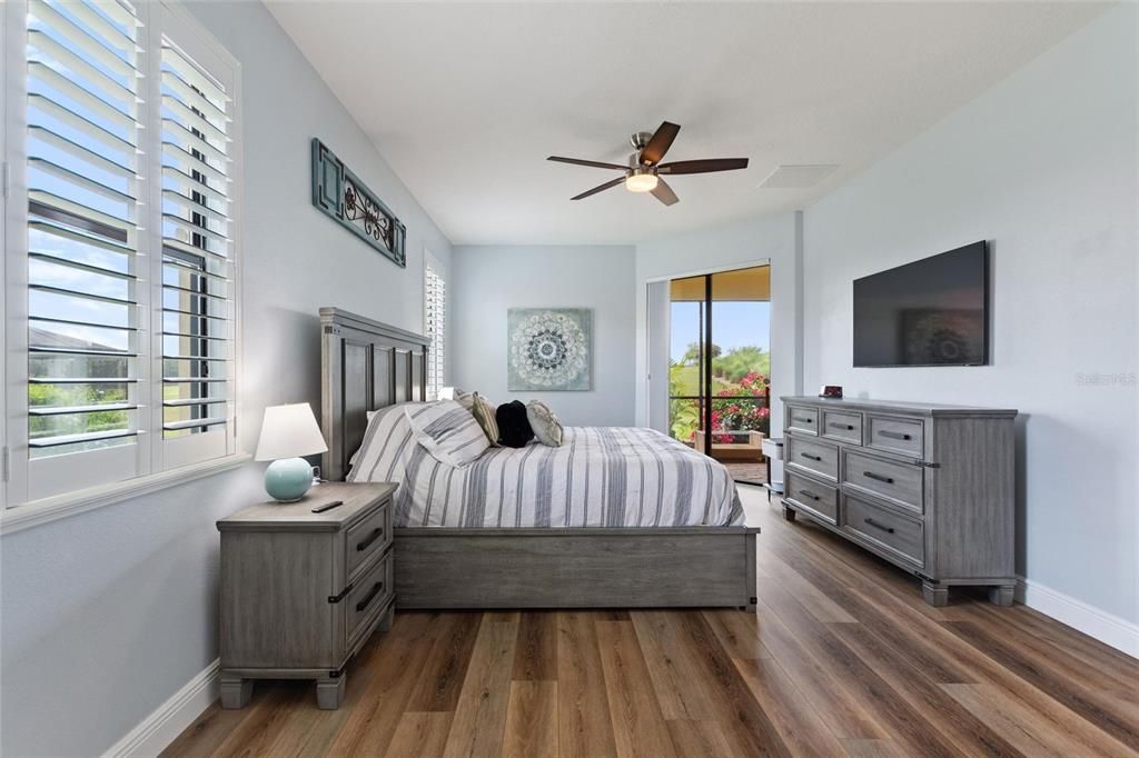 Active With Contract: $459,000 (3 beds, 2 baths, 1903 Square Feet)