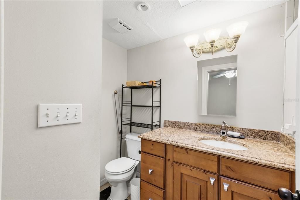 For Sale: $575,000 (3 beds, 2 baths, 1594 Square Feet)