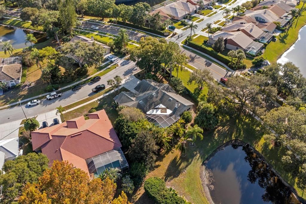 En Venta: $714,900 (4 camas, 3 baños, 2529 Pies cuadrados)