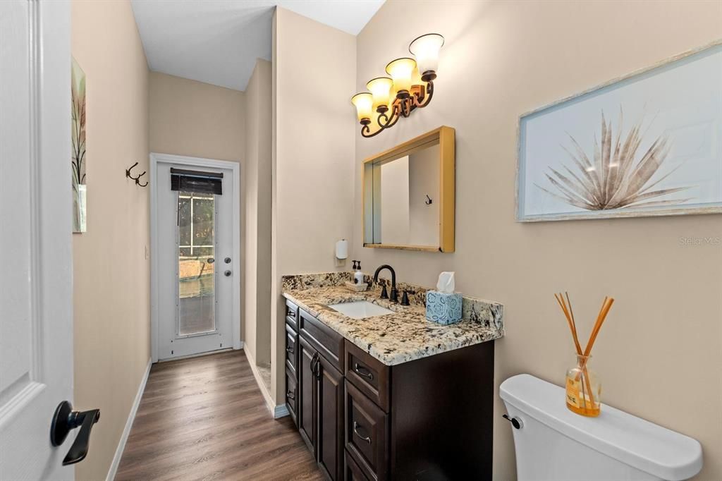 En Venta: $714,900 (4 camas, 3 baños, 2529 Pies cuadrados)