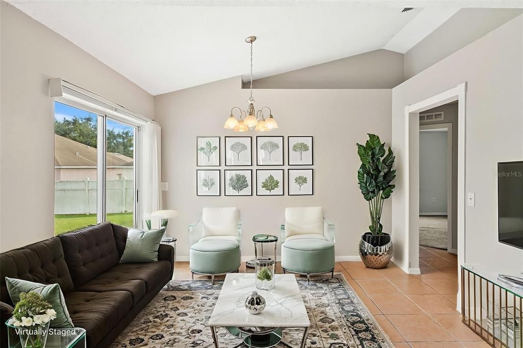 На продажу: $240,000 (3 спален, 2 ванн, 1505 Квадратных фут)