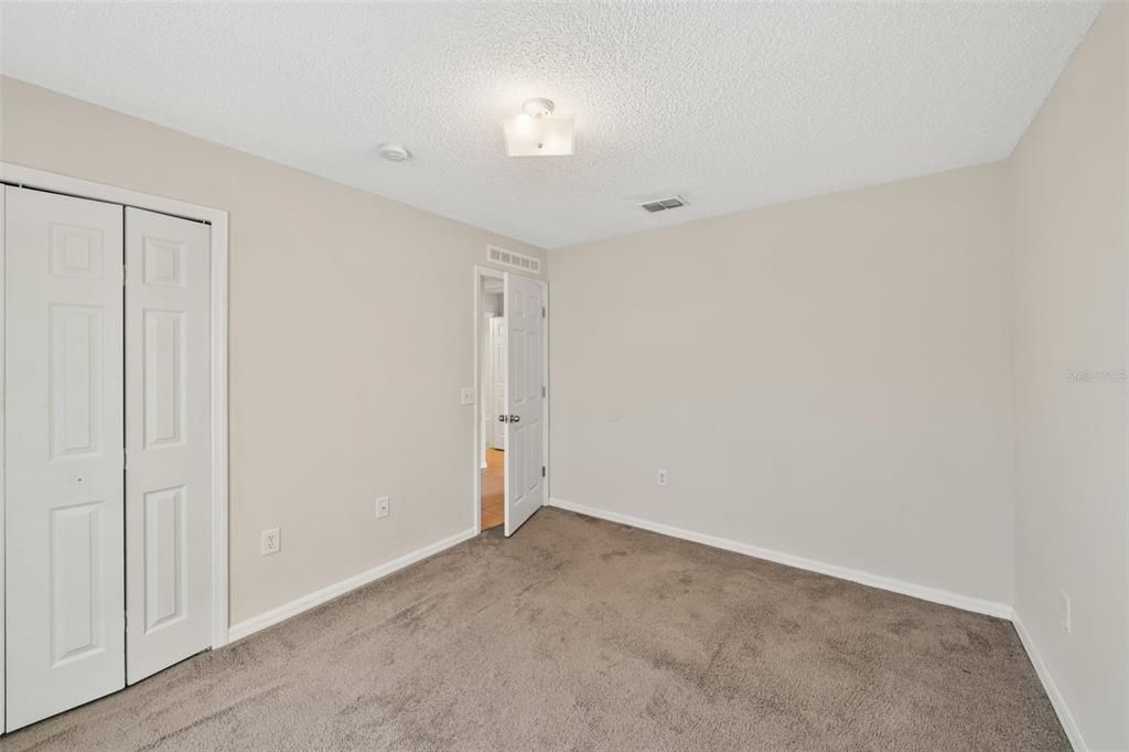 На продажу: $240,000 (3 спален, 2 ванн, 1505 Квадратных фут)