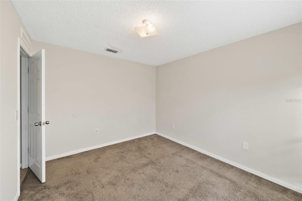 На продажу: $240,000 (3 спален, 2 ванн, 1505 Квадратных фут)