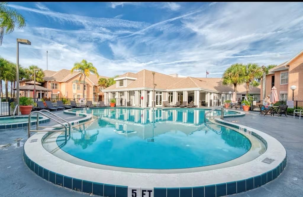 待售: $159,000 (1 贝兹, 1 浴室, 524 平方英尺)