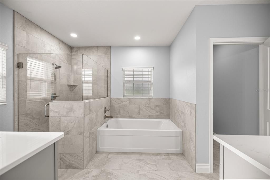 En Venta: $463,000 (3 camas, 2 baños, 2111 Pies cuadrados)