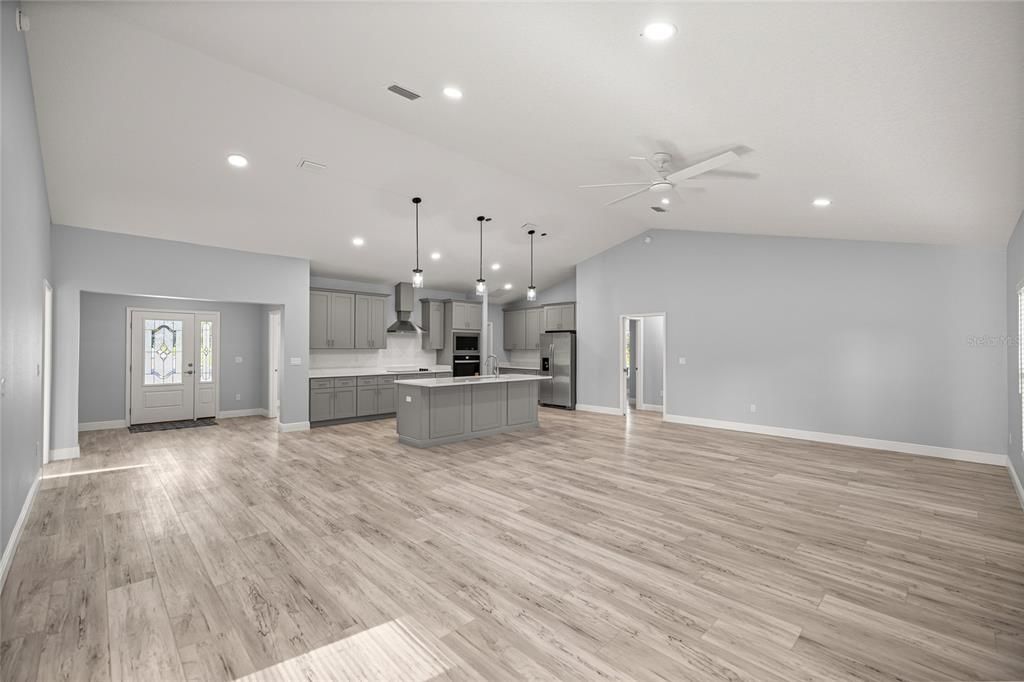 En Venta: $463,000 (3 camas, 2 baños, 2111 Pies cuadrados)