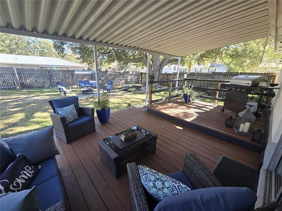 For Sale: $320,000 (3 beds, 2 baths, 1356 Square Feet)