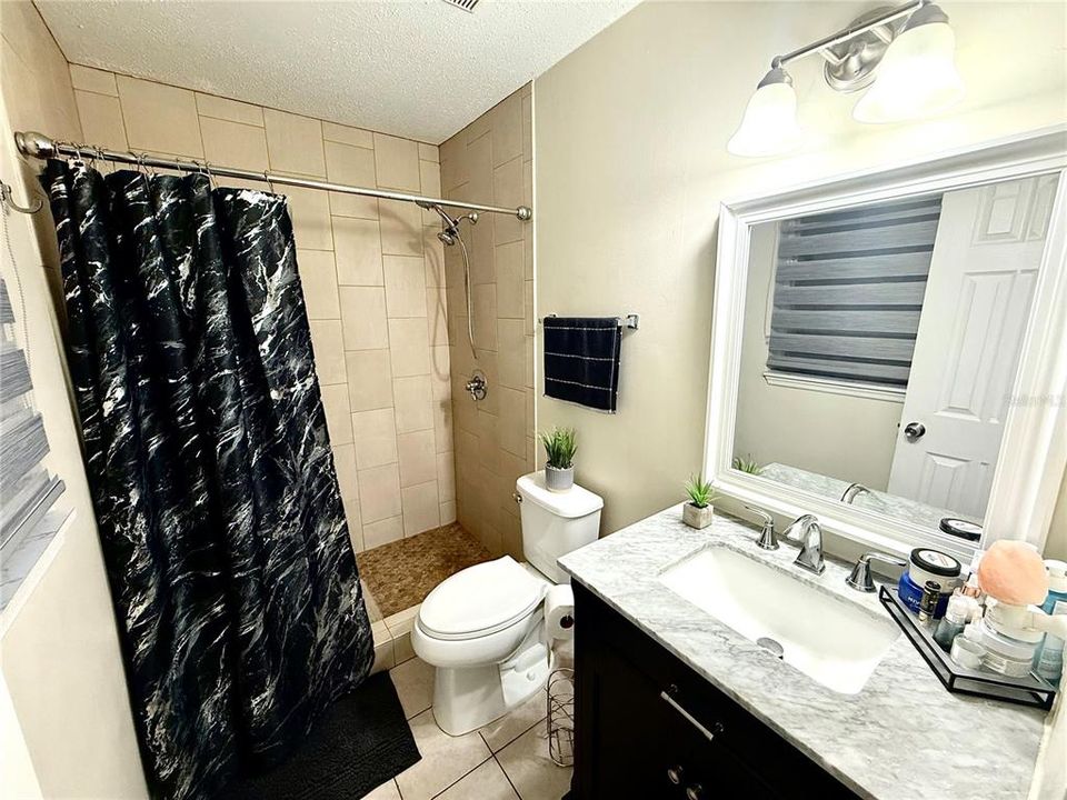 For Sale: $320,000 (3 beds, 2 baths, 1356 Square Feet)