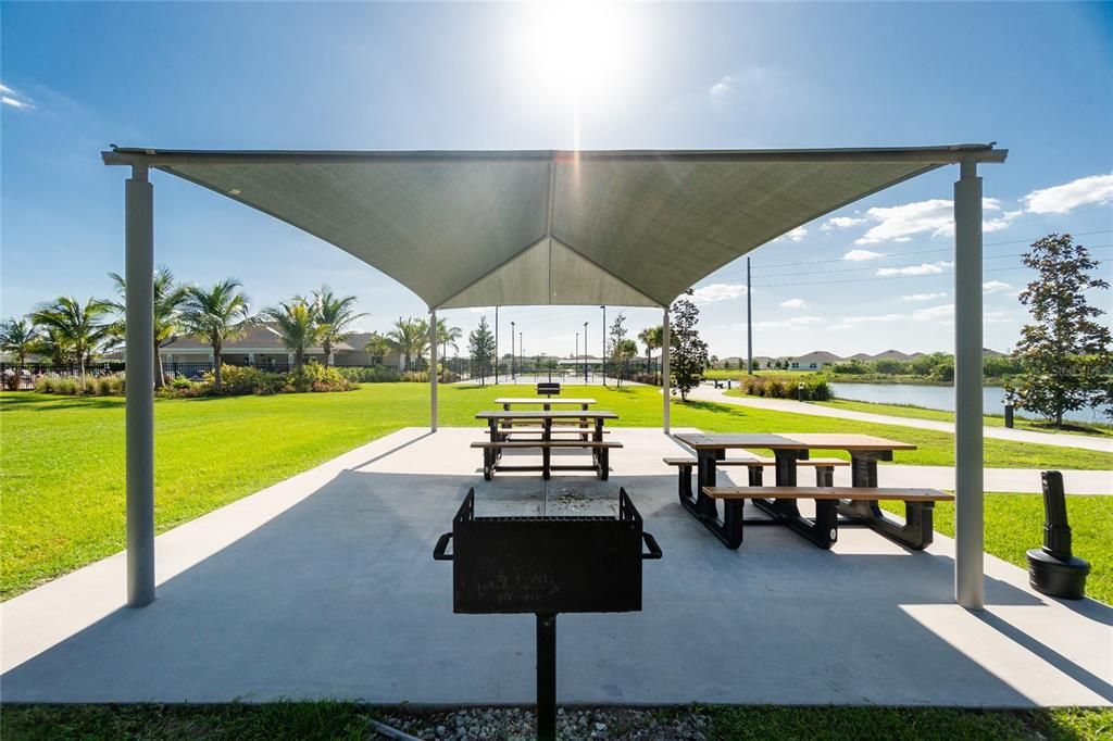 For Sale: $300,000 (2 beds, 2 baths, 1510 Square Feet)