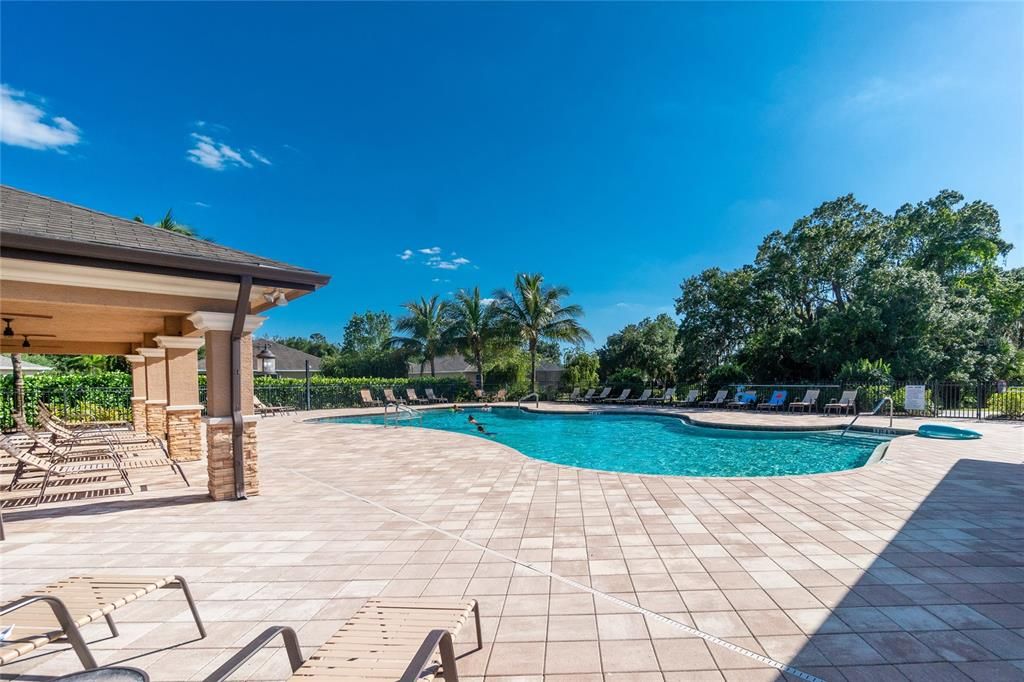 For Sale: $300,000 (2 beds, 2 baths, 1510 Square Feet)