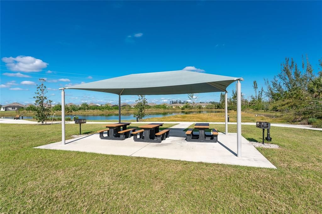 For Sale: $300,000 (2 beds, 2 baths, 1510 Square Feet)