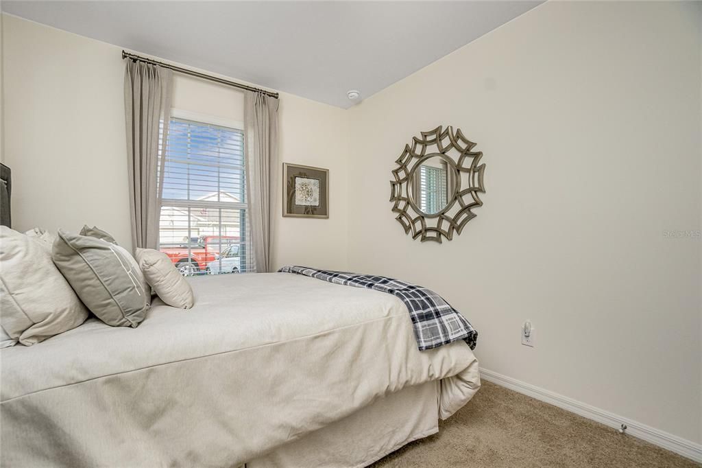 For Sale: $300,000 (2 beds, 2 baths, 1510 Square Feet)