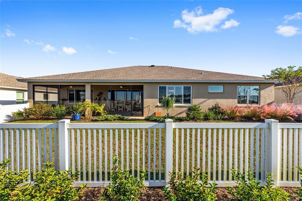 Activo con contrato: $529,000 (3 camas, 3 baños, 2307 Pies cuadrados)