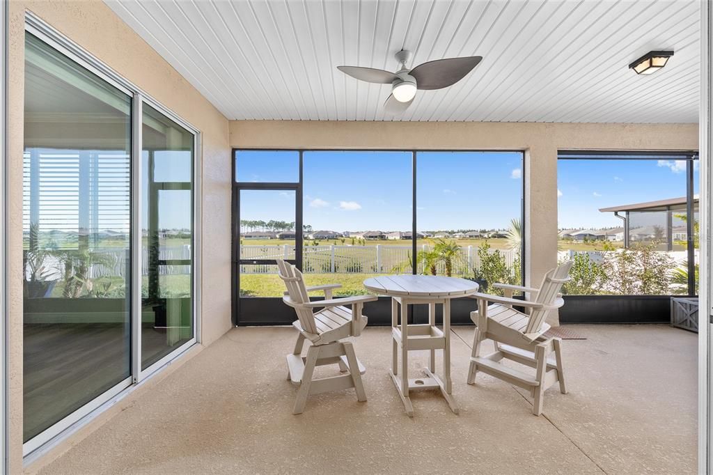 Activo con contrato: $529,000 (3 camas, 3 baños, 2307 Pies cuadrados)