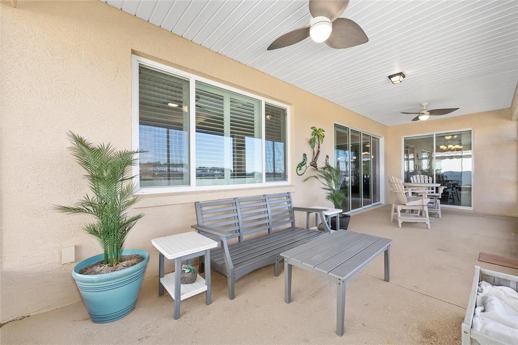 Activo con contrato: $529,000 (3 camas, 3 baños, 2307 Pies cuadrados)