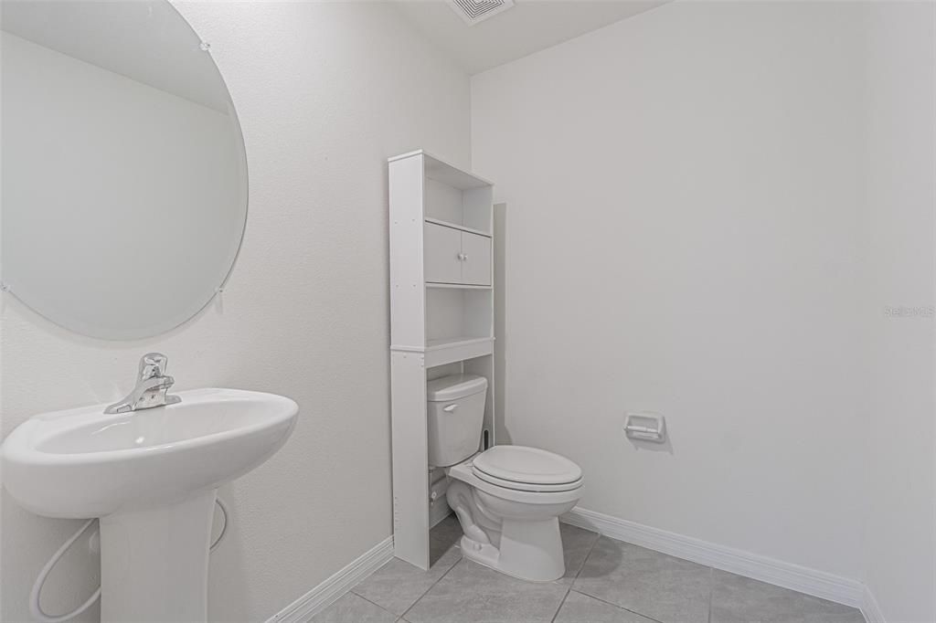 For Rent: $2,500 (4 beds, 2 baths, 2238 Square Feet)